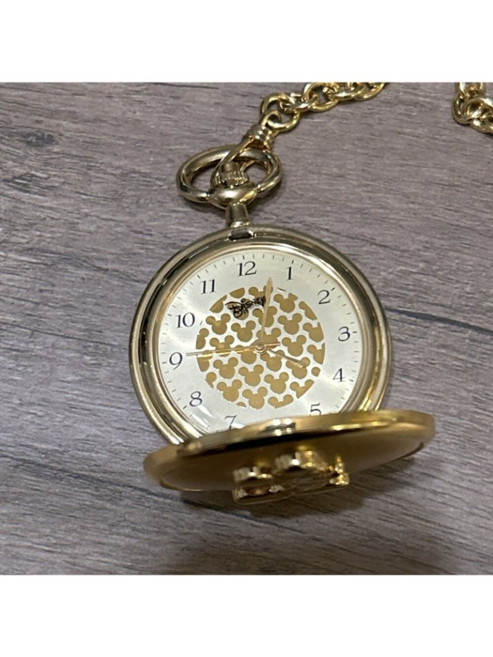 VTG Disney Mickey Mouse Gold Tone Sun Moon Dial Pocket Watch Rare MU1048 - Picture 2 of 4
